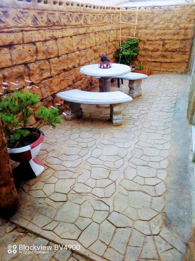 Rock Art Guesthouse Эмалахлени Экстерьер фото